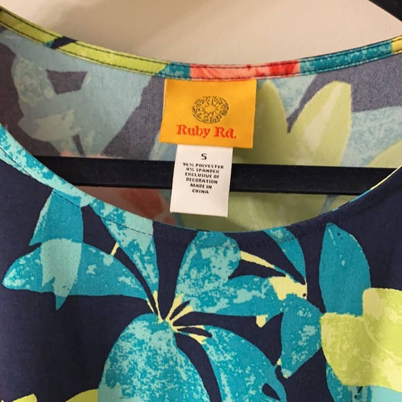 Ruby Rd. Silky Cold Shoulder Top - Picture 4 of 6